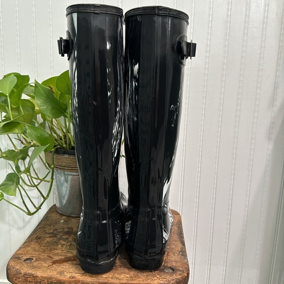 Hunter boots tall, black and white marbled rain boots - Picture 4 of 5
